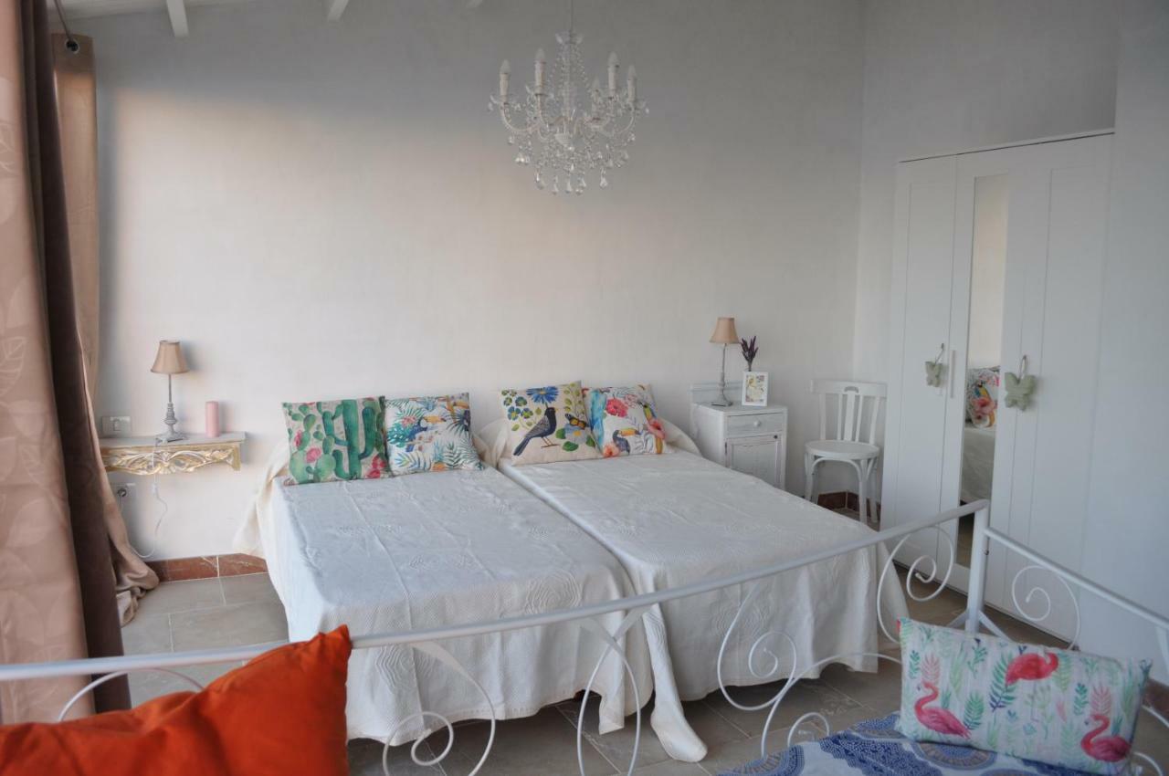 El Laurel Villa Frontera Luaran gambar